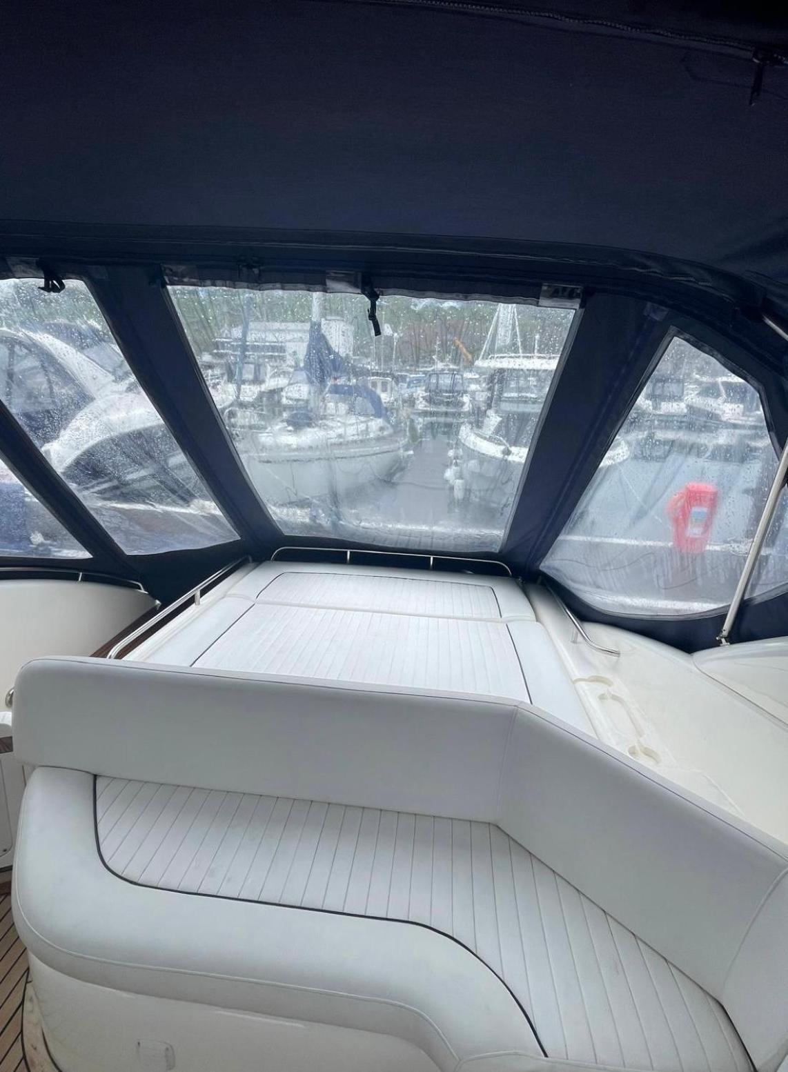 Boat Accommodation Ltd Торки Экстерьер фото