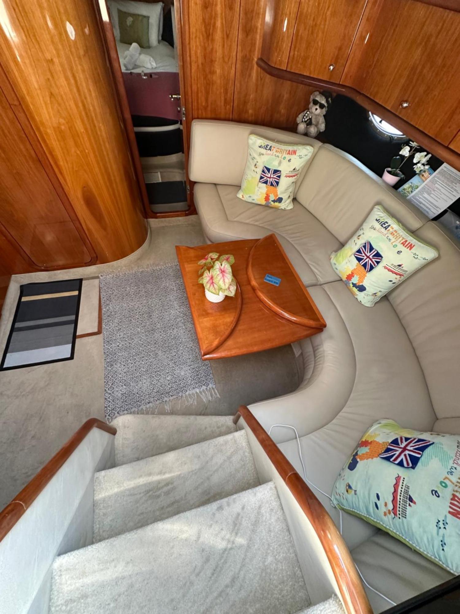 Boat Accommodation Ltd Торки Экстерьер фото